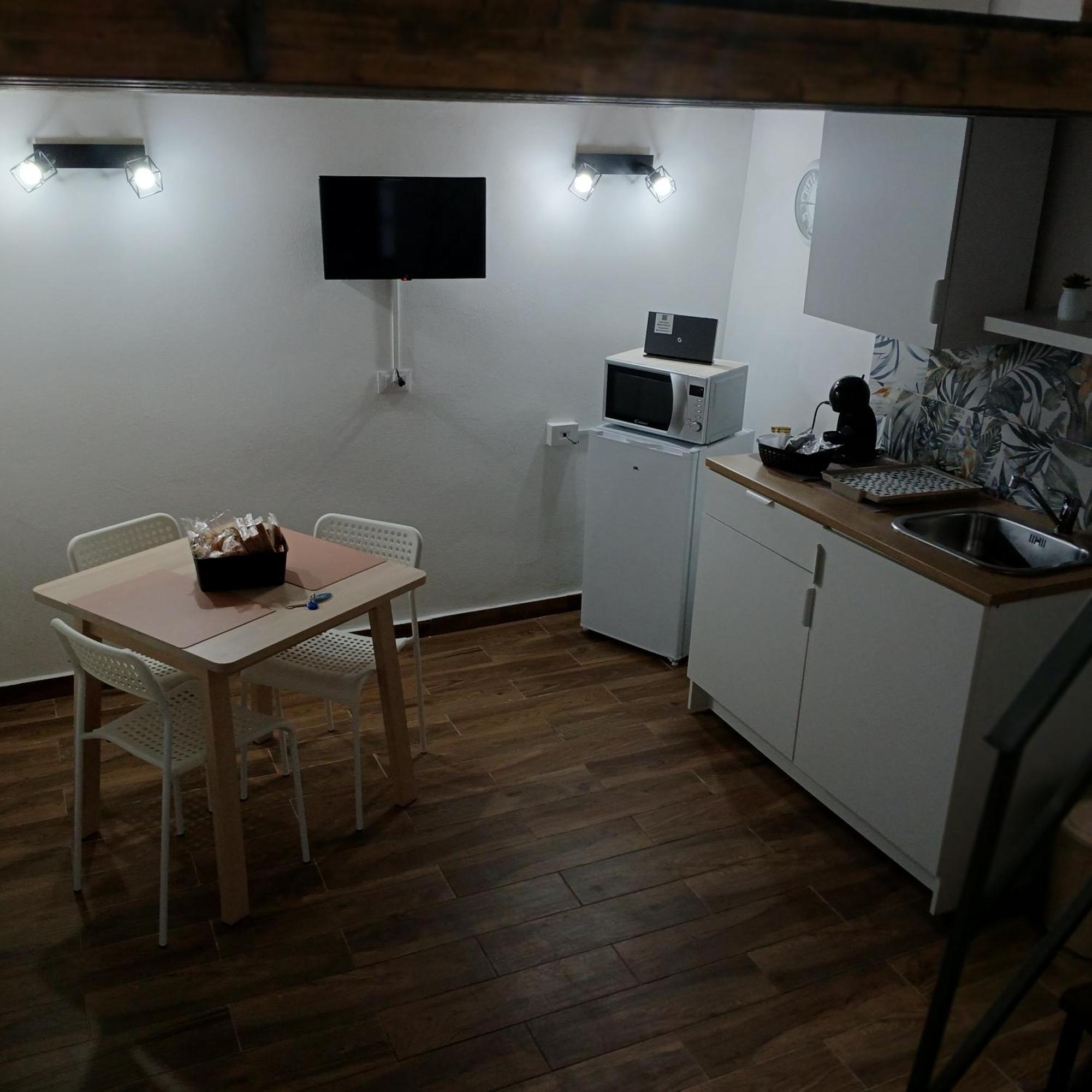 Mafone Home ปาแลร์โม ภายนอก รูปภาพ